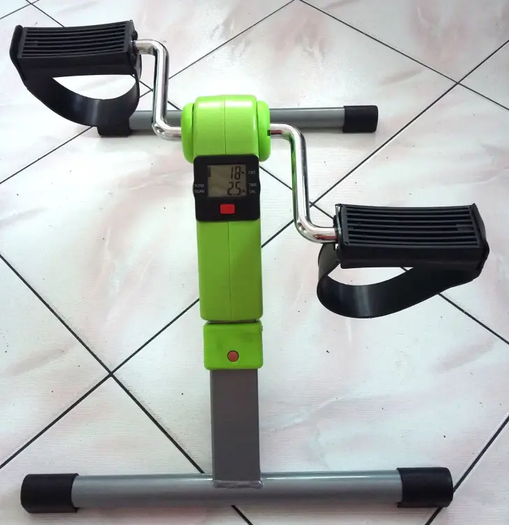 rowerek_rehabilitacyjny_rotor_seniora_antar.jpg